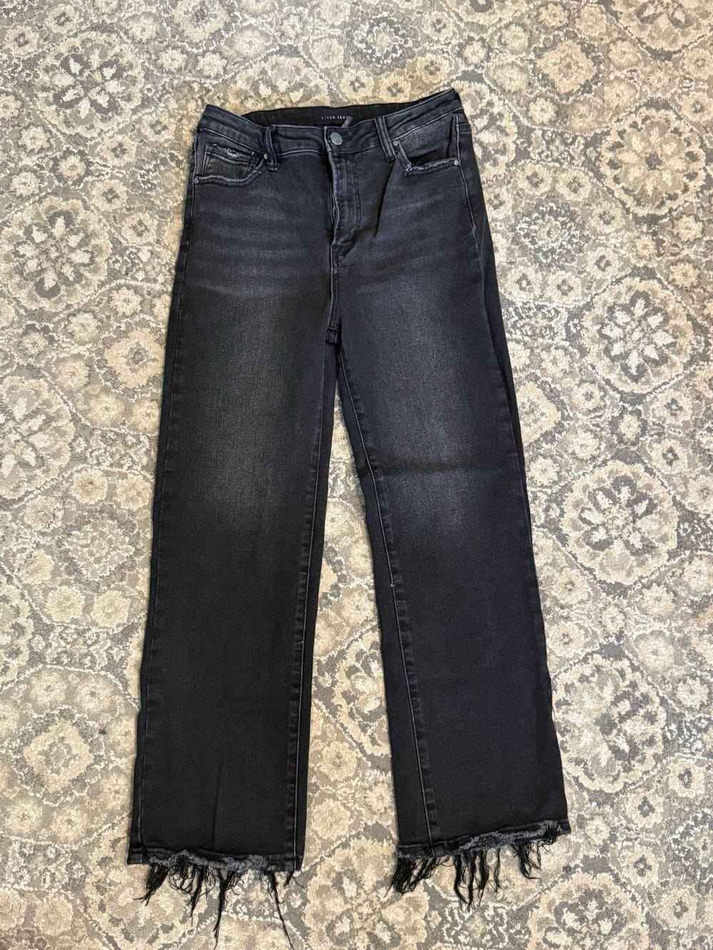 Risen Black Straight Leg Jeans Womens 9 29 High Rise Raw Hem Crop Stretch